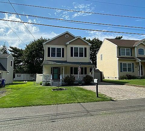 2nd image of 107 Poe Ave
