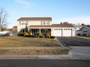 94 Fordham Dr, Aberdeen, NJ 07747
