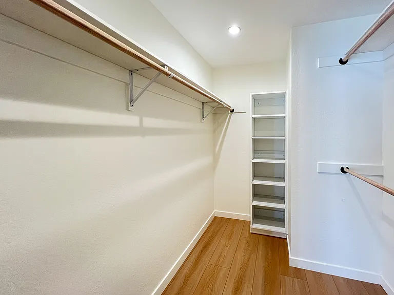 2286 Hastings Dr — Photo 23