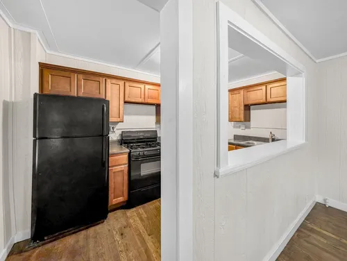 208 E Graham St #4 Photo 1