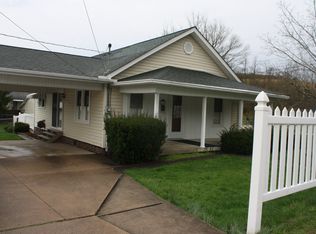 104 5th St, Spencer, WV 25276