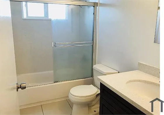 2 bed, $2,700 — Photo 3