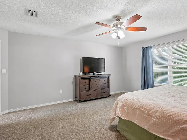 4761 Connor Dr — Photo 23