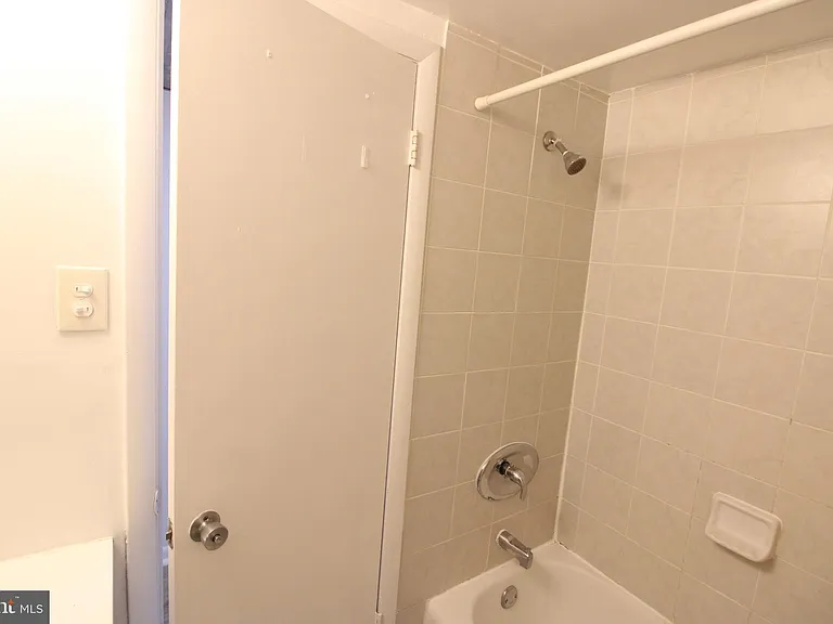 3300 S 28th St #301 — Photo 9
