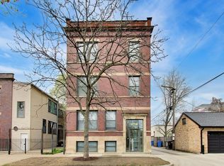 2114 W Byron St #2, Chicago, IL 60618
