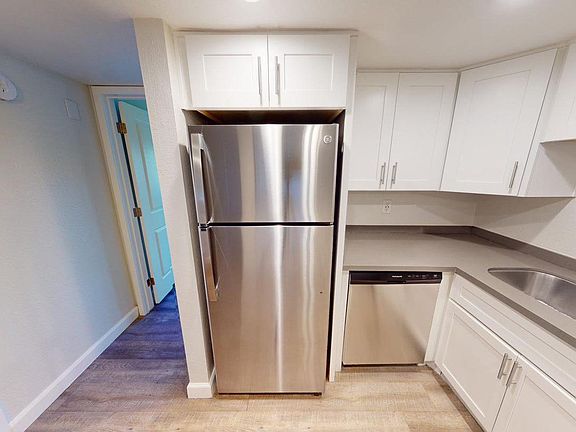 2nd image of 1601 W Missouri Ave Unit 3