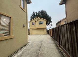 3073 Crescent Ave, Marina, CA