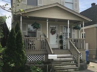 49 May St, Hopelawn, NJ 08861