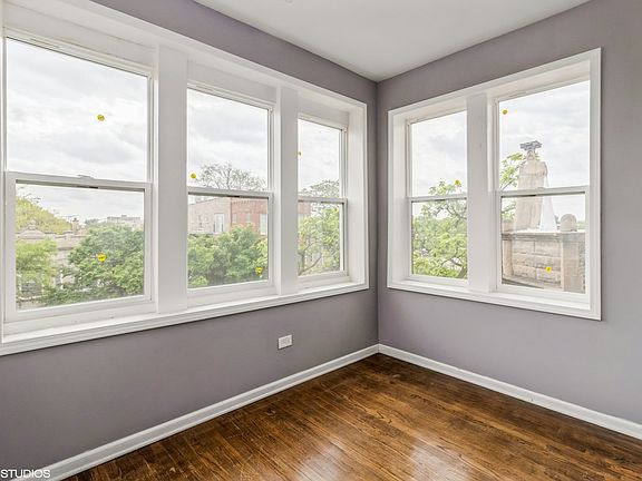 5th image of 1854 S Central Park Ave #3