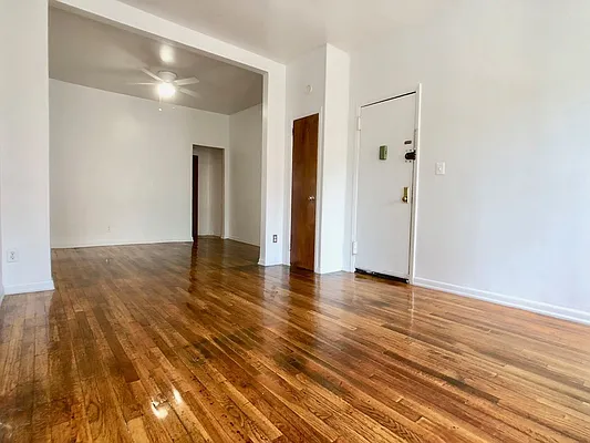 Rented by Citi Habitats | media 9