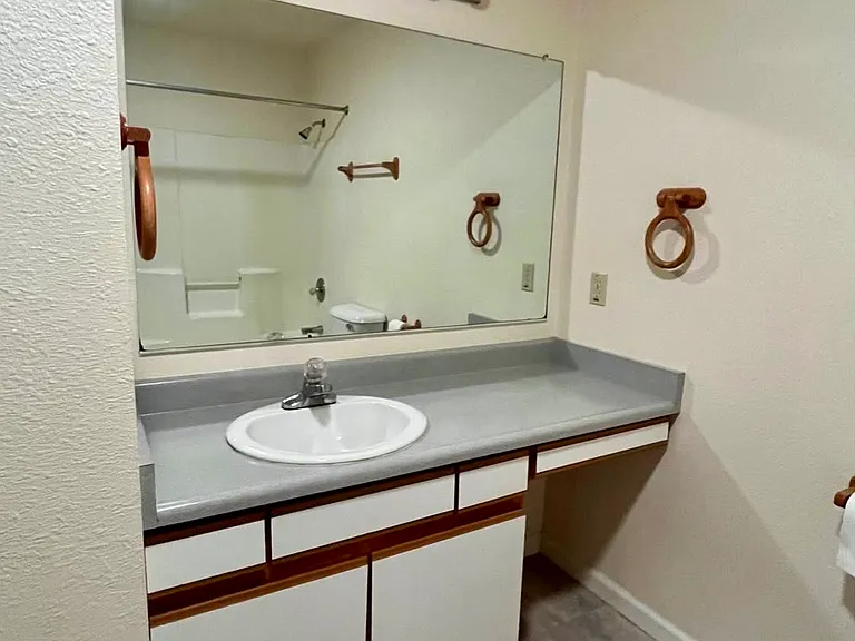 314 E Ivy St #314 — Photo 7