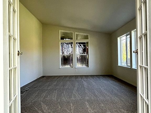 3rd image of 3210 Brooklake Rd NE