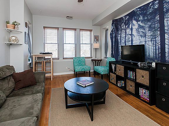 4th image of 3425 W Shakespeare Ave APT 3A