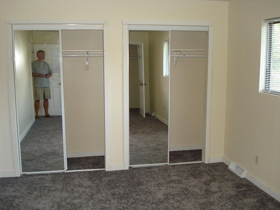 2nd image of 1200 2nd St APT 2)