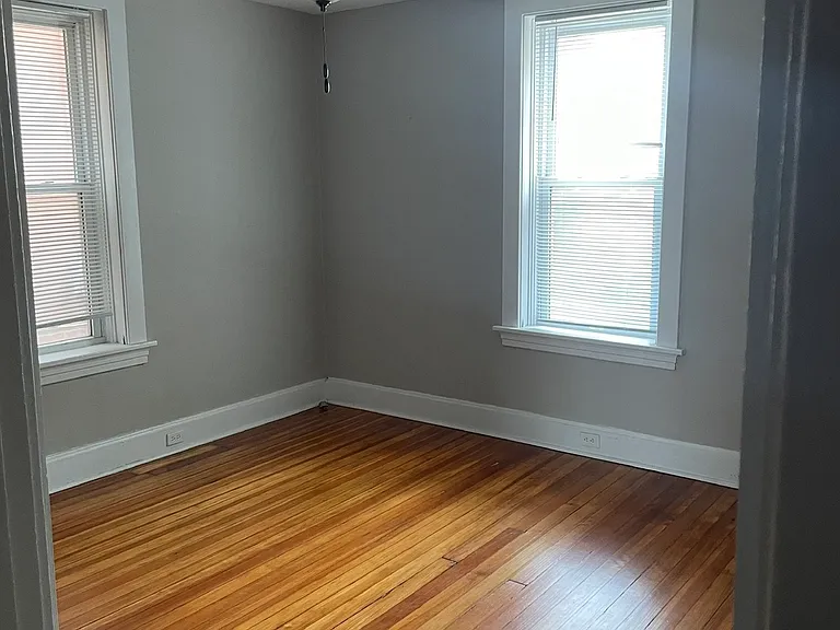 1310 McCausland Ave #1 — Photo 5