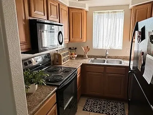 1825 W Ray Rd, Chandler, AZ