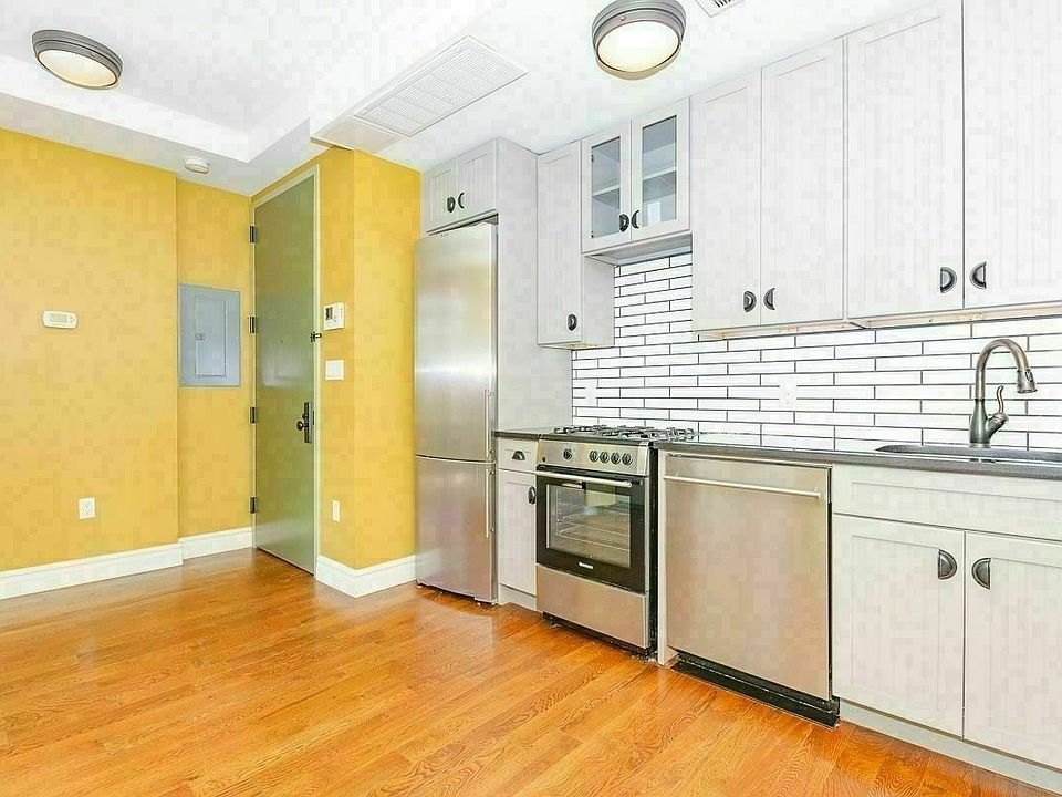 1st image of 236 Meserole St #F3