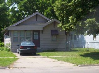 2711 E Grand Ave, Des Moines, IA 50317