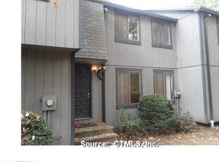 32 Conestoga Way, Glastonbury, CT 06033