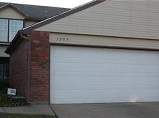 3209 Whatley Dr, Garland, TX 75043