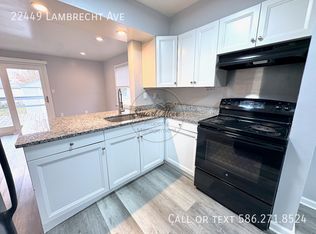 22449 Lambrecht Ave, Eastpointe, MI 48021