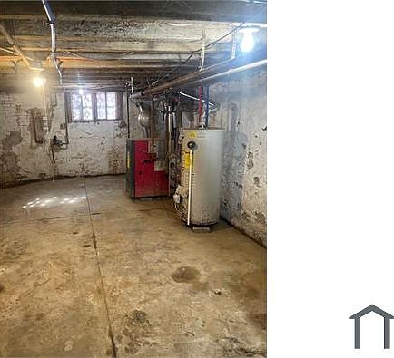 4th image of 1141 W Oakdale St