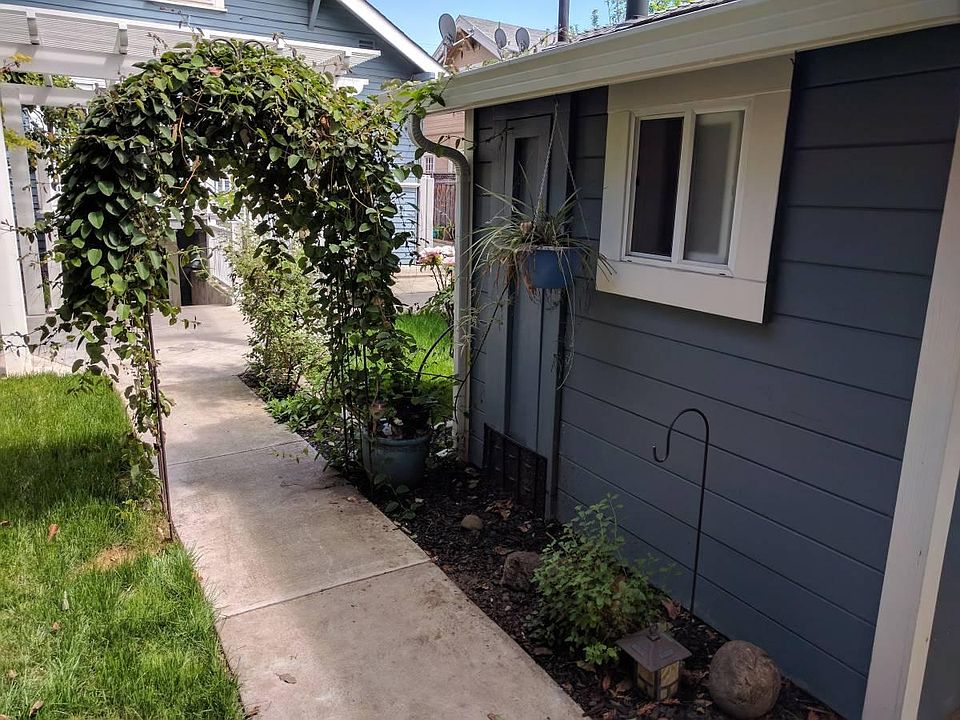 1st image of 411 N 14th St #B