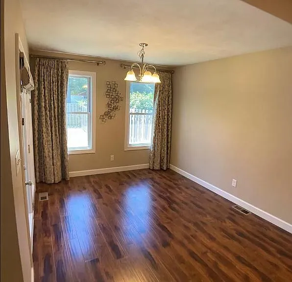 4544 Thompson Rd — Photo 10