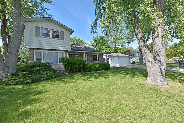 10664 W Eastwood Rd photo 1