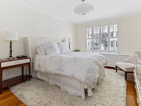 5th image of 431 E 82nd St APT 5A