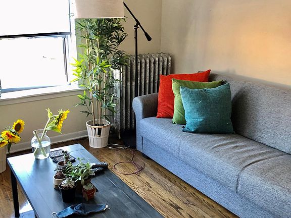 2nd image of 5966 N Paulina 2nd Fl