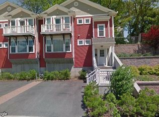 115 Knowles St, Providence, RI 02906