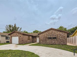 9353 SW 1st Pl, Boca Raton, FL 33428
