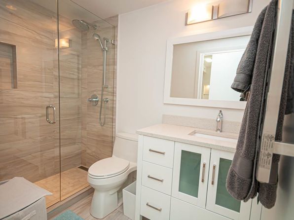 2 bedroom rental in Vancouver — photo 16