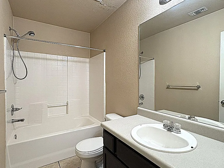 1305 Covey Ln #A — Photo 5