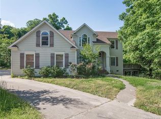 16400 Plantation Woods Dr, Charlotte, NC 28278