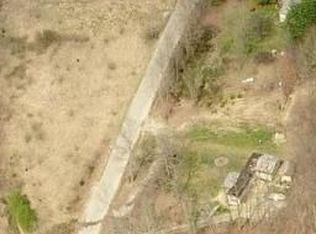 486 Mason Lake Rd, Berea, KY 40403