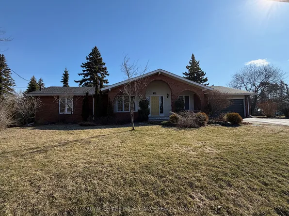 12 Montrose Rd, Quinte West, ON K8R 1A3