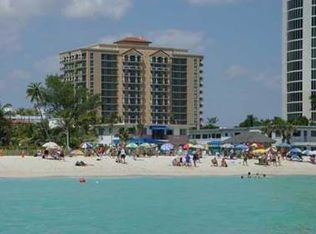 17555 Atlantic Blvd PH 7, Sunny Isles Beach, FL 33160
