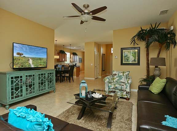 4th image of 2419 Caraway Dr Unit 3
