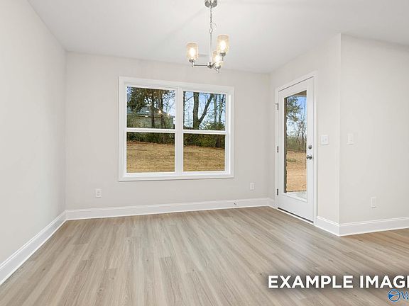 4th image of 173 River Pointe Dr