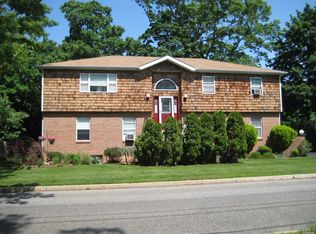 453 Lake Ave S, Nesconset, NY 11767