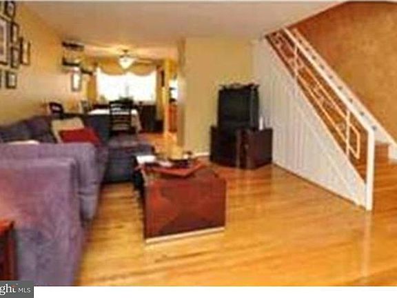 4th image of 5454 Vicaris St