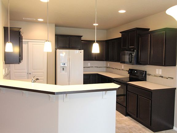 2nd image of 2902 Milton Ln