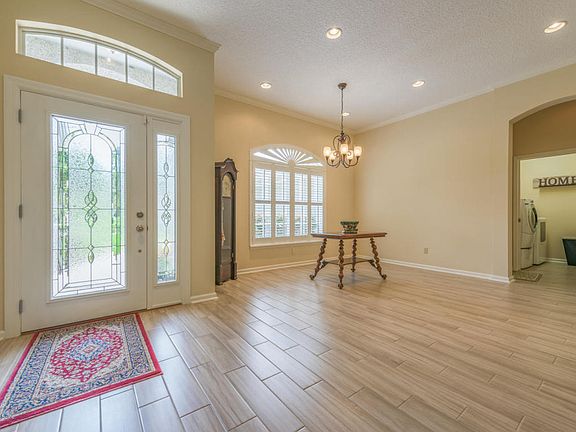 5th image of 628 Wyndham Ct