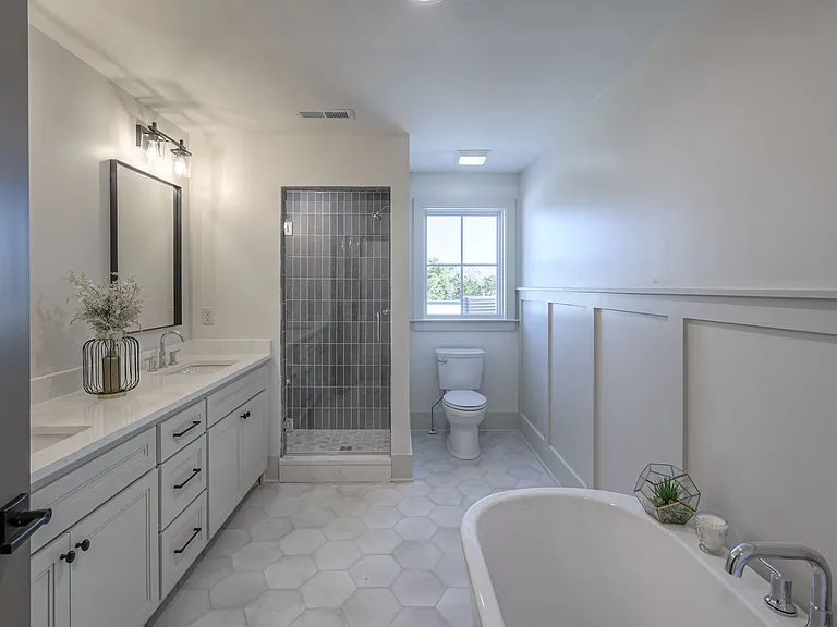 1025 Southwalk Dr — Photo 25