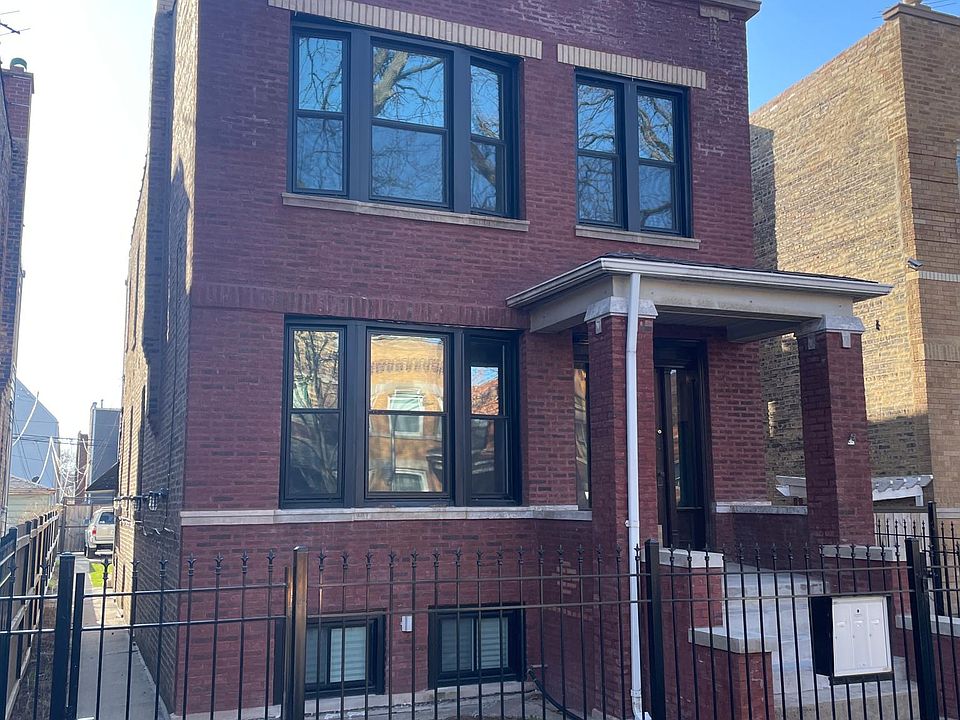 1st image of 3238 N Monticello Ave #1