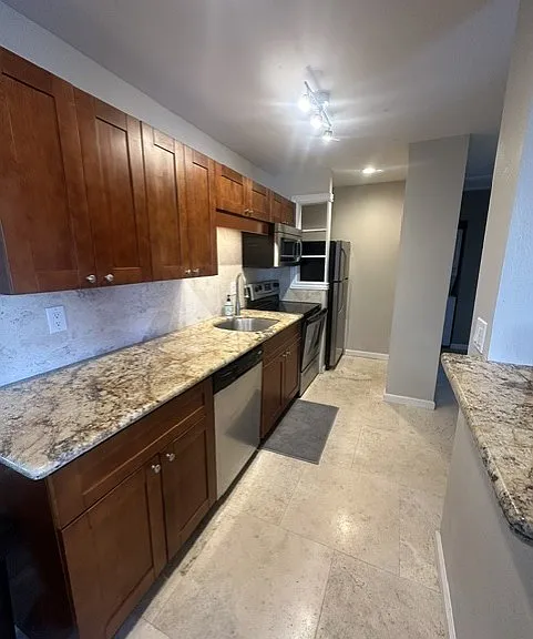 480 Kenolio Rd #1-203 — Photo 4