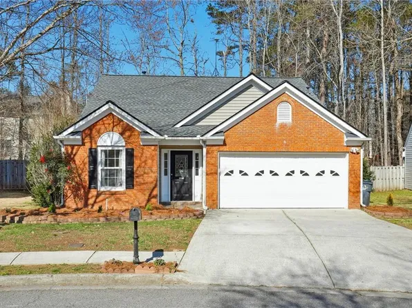3665 Charlton Ives Dr NW, Lilburn, GA 30047