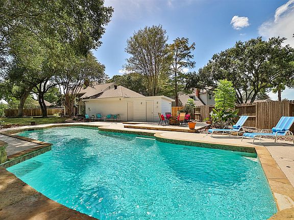 5th image of 7830 Villa Palms Dr